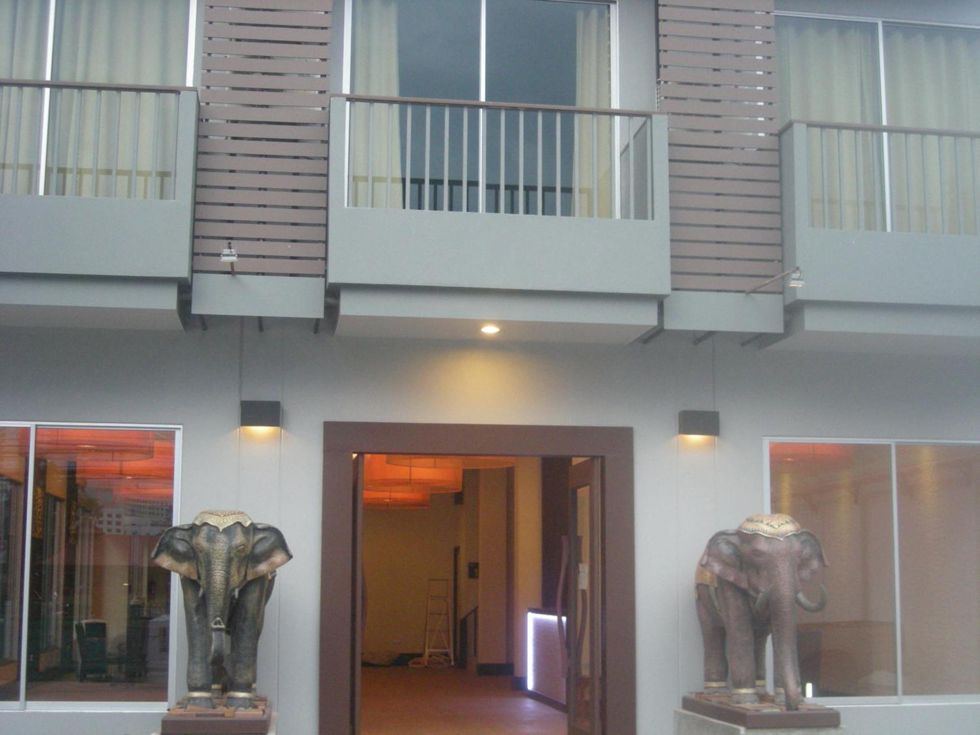 Mawin Hotel Csiangmaj Kültér fotó